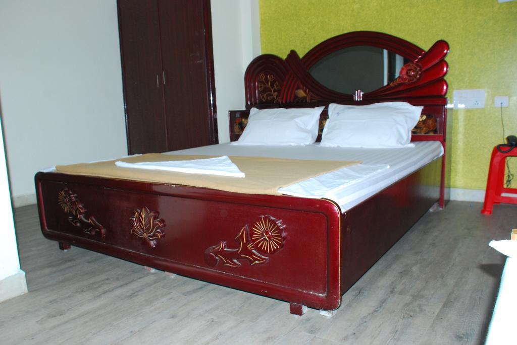 Jayalakshmi Residency Hotel Tirupati Bilik gambar