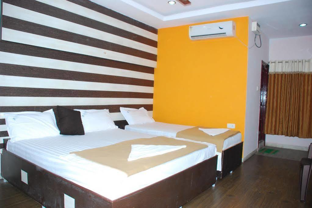 Jayalakshmi Residency Hotel Tirupati Luaran gambar
